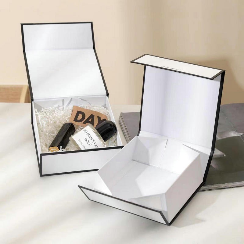 High End Design White & Black Foldable Box with Magnet – Cosmetic Packaging and Packaging Box price