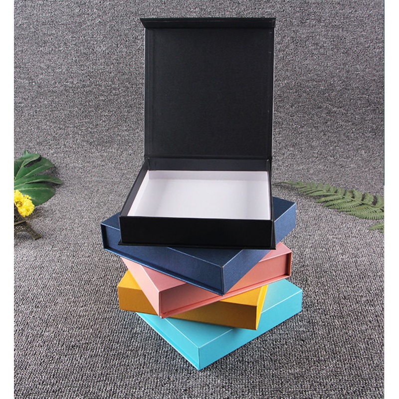 Logo Customized Matt Paper Gift Box for Packaging – Paper Gift Box and Gift Box price