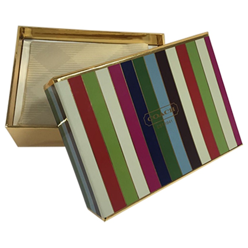 Modern Style Exquisite Boutique Paper Box Custom Design Sense of Clothing Apparel Packaging Box – Clothing Apparel Packaging Box and Custom Design Packaging Box price