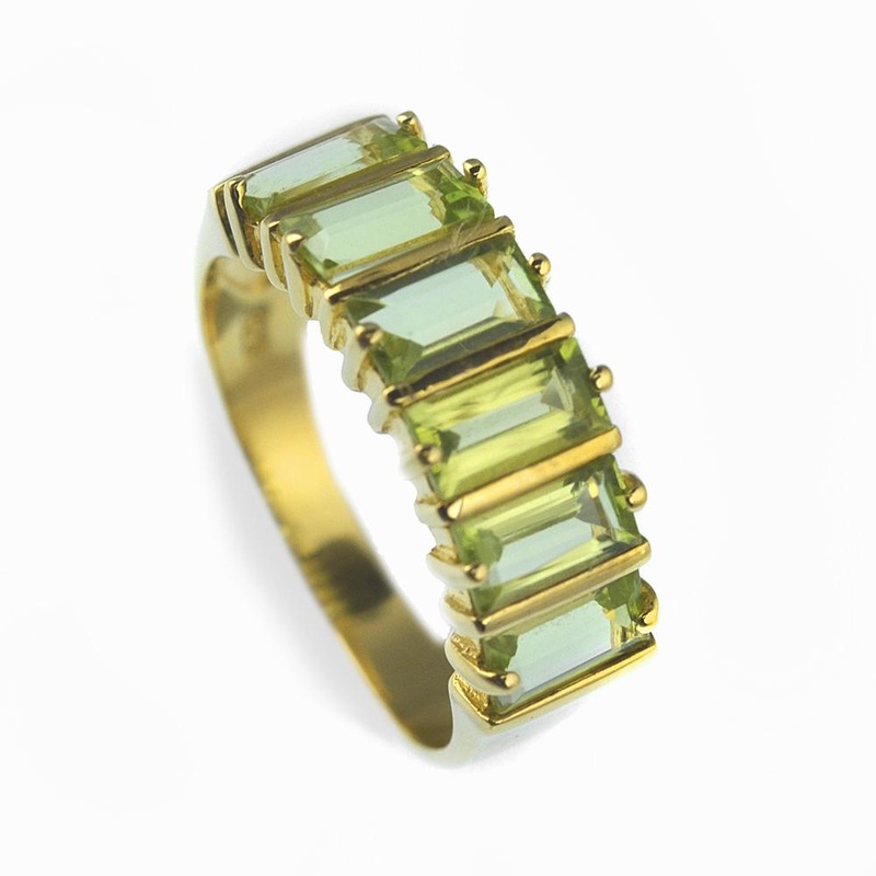 Peridot Baguette Ring 5
