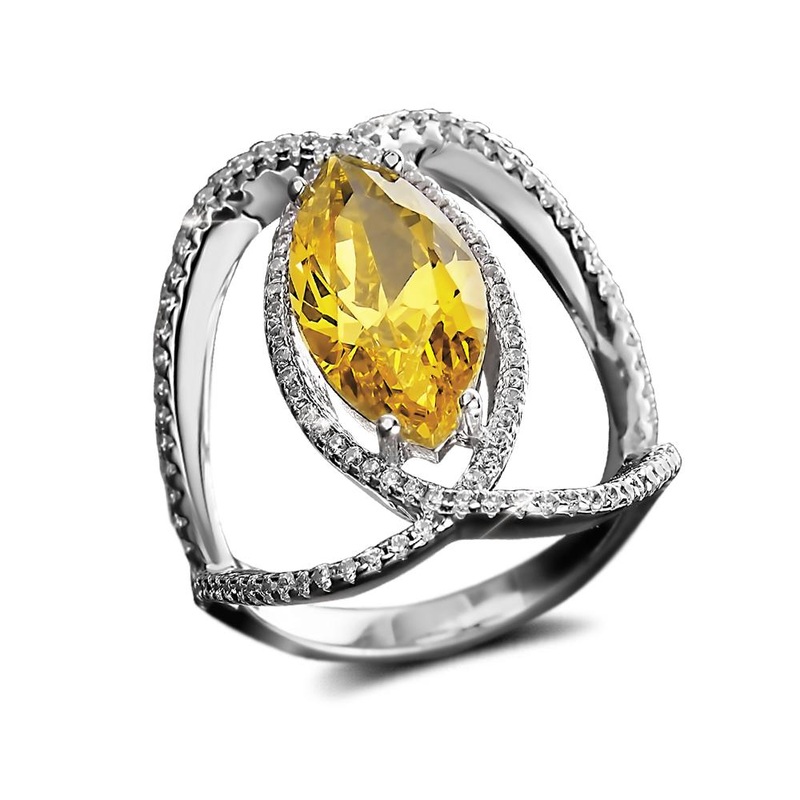 Curvela Marquise Ring 5